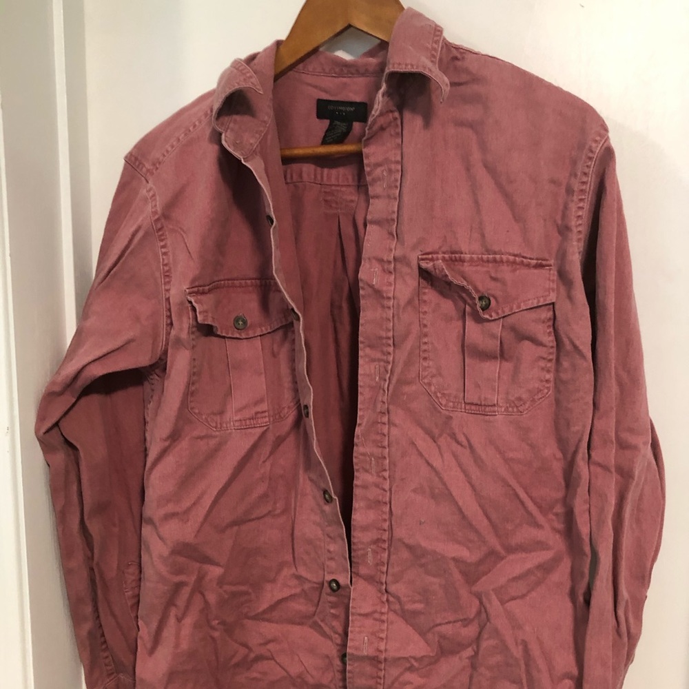 Comfortable medium weight shirt